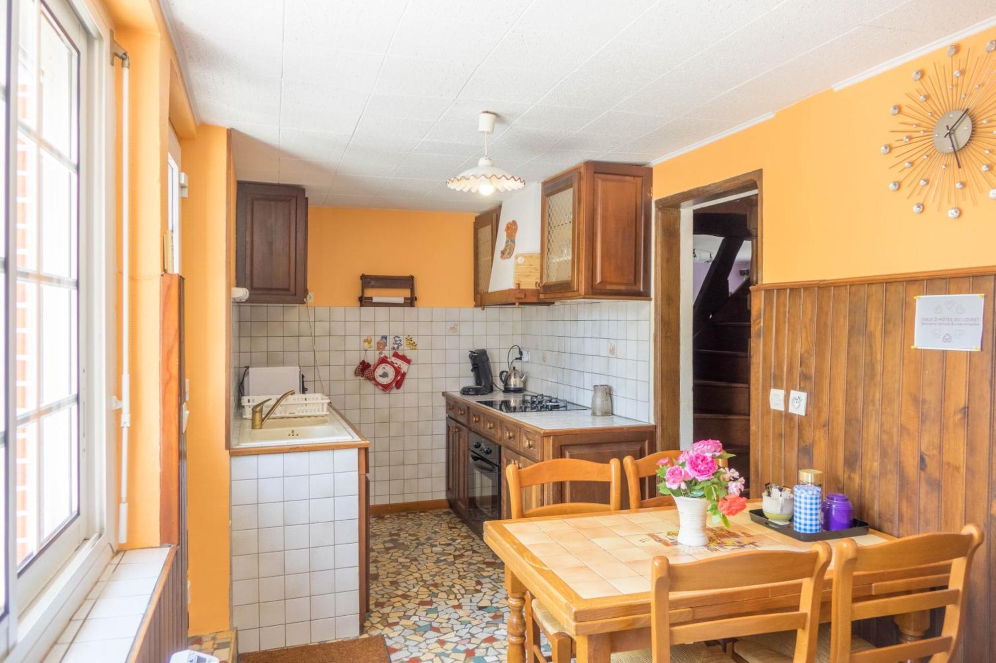 Chantilly ,Petit Dejeuner Et Table D'Hotes Possible Noyers  المظهر الخارجي الصورة